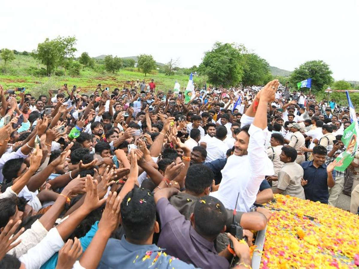 YS Jagan to Attend Wedding Reception in Annamayya District Photos14