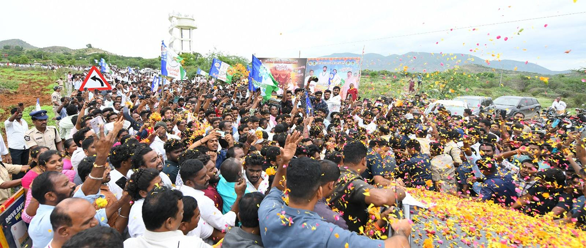 YS Jagan to Attend Wedding Reception in Annamayya District Photos20
