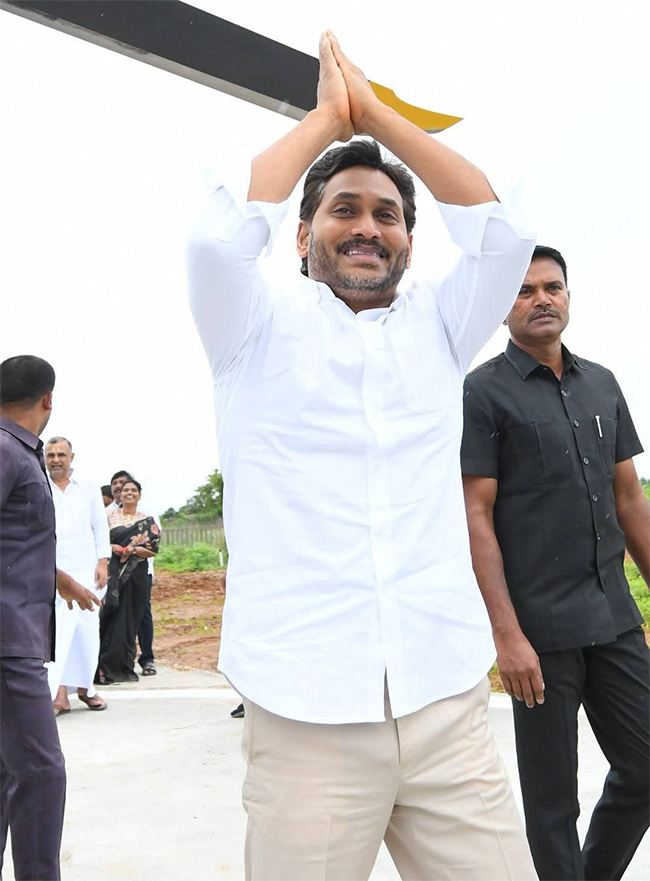YS Jagan to Attend Wedding Reception in Annamayya District Photos22