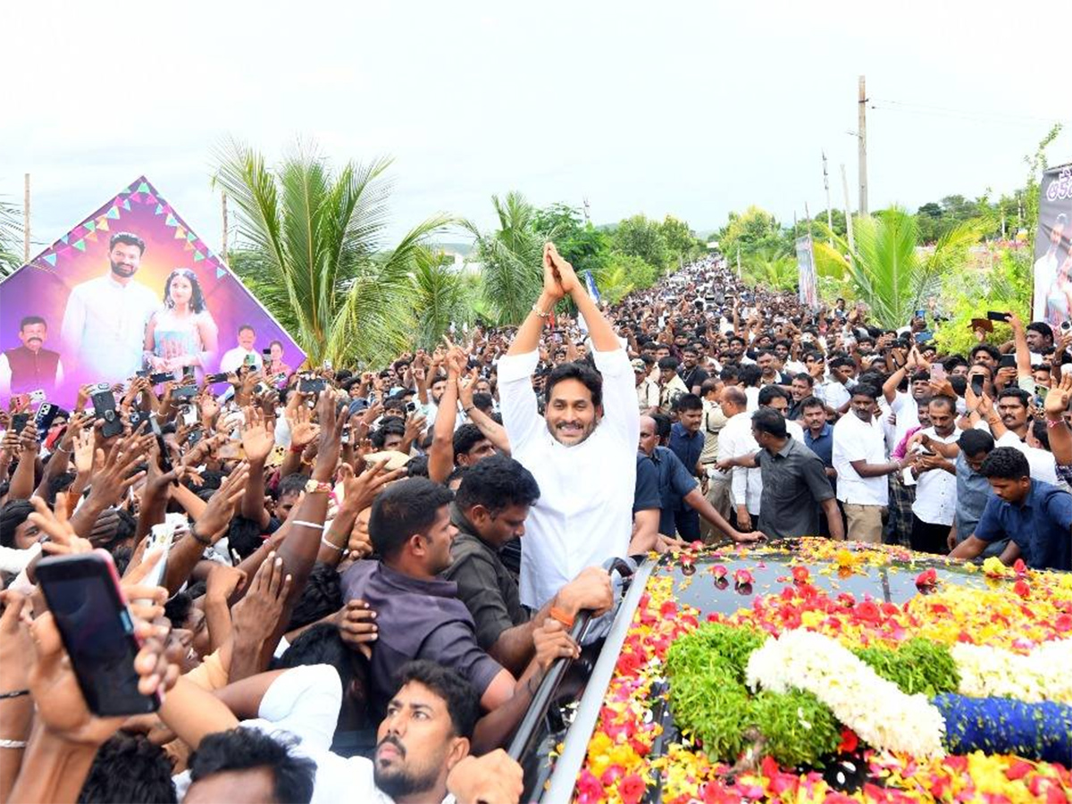 YS Jagan to Attend Wedding Reception in Annamayya District Photos9