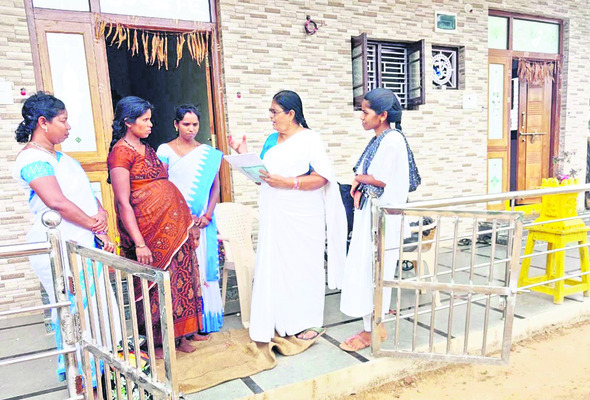 లక్ష్యం దిశగా ముందుకు1