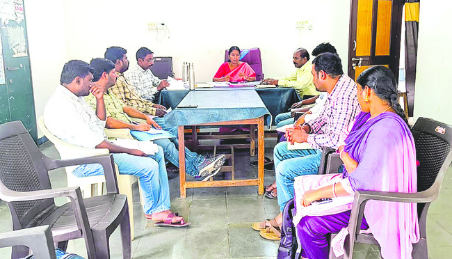 బాలకార్మిక వ్యవస్థను నిర్మూలిద్దాం: సీపీ అనురాధ 1