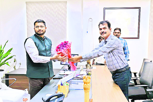 డీఈఓగా అదనపు కలెక్టర్ పింకేష్కుమార్2