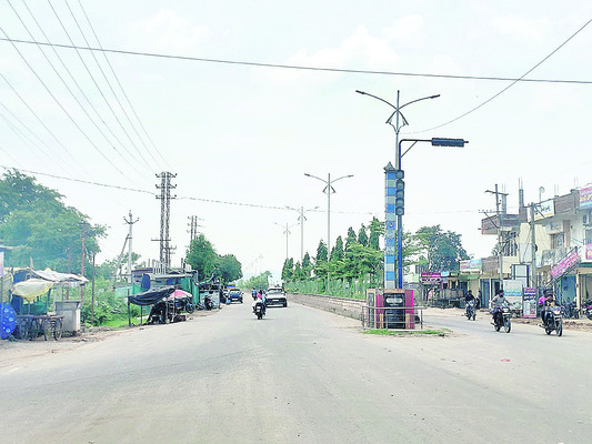 మంథనికి ఎల్ఈడీ వెలుగులు 1