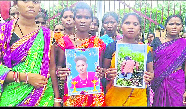 బిసంకటక్ పోలీస్స్టేషన్ ఘెరావ్ 1