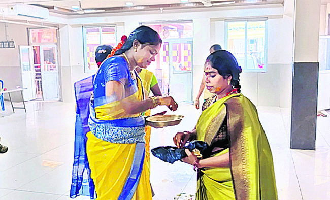 భక్తి శ్రద్ధలతో శ్రావణ పూజలు 2