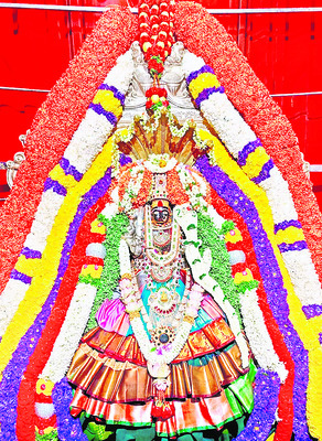 శాస్త్రోక్తంగా రాహుకాల అభిషేక పూజలు 1