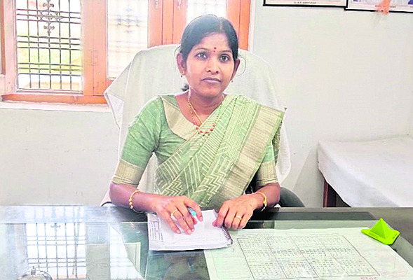 పేరుకే పట్టాదారులు!3