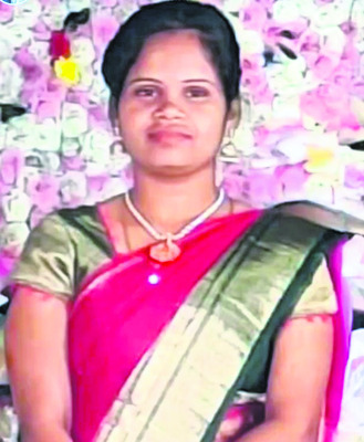 పరీక్షల కోసం వెళ్తే ప్రాణం తీశారు.. 1