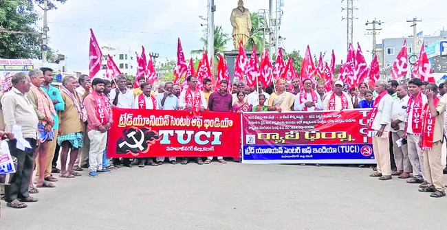 3 పట్టణాలతో కలిపి క్లస్టర్ ఏర్పాటు
1