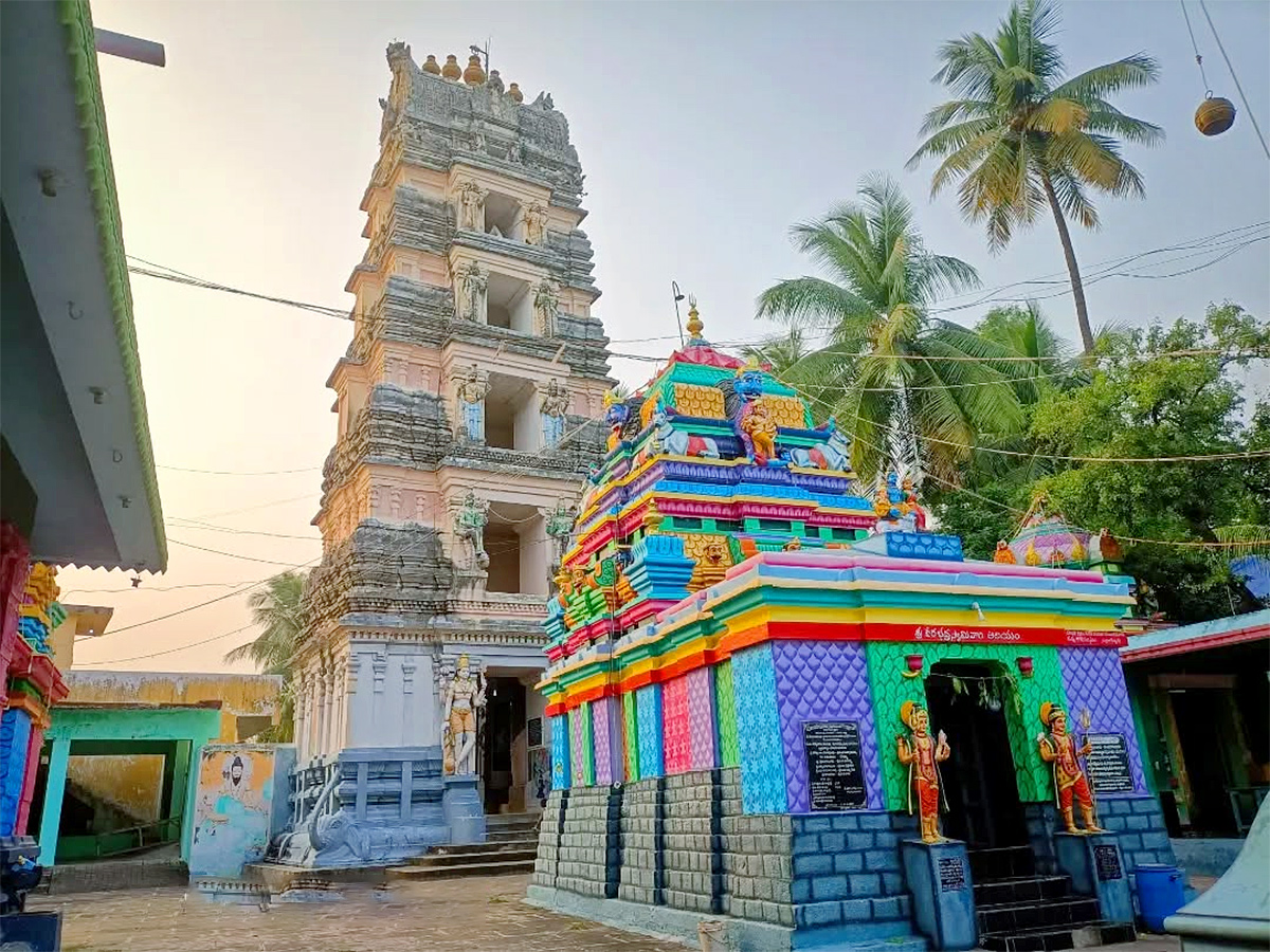 Natta Rameswara Temple Penumantra West Godavari District16