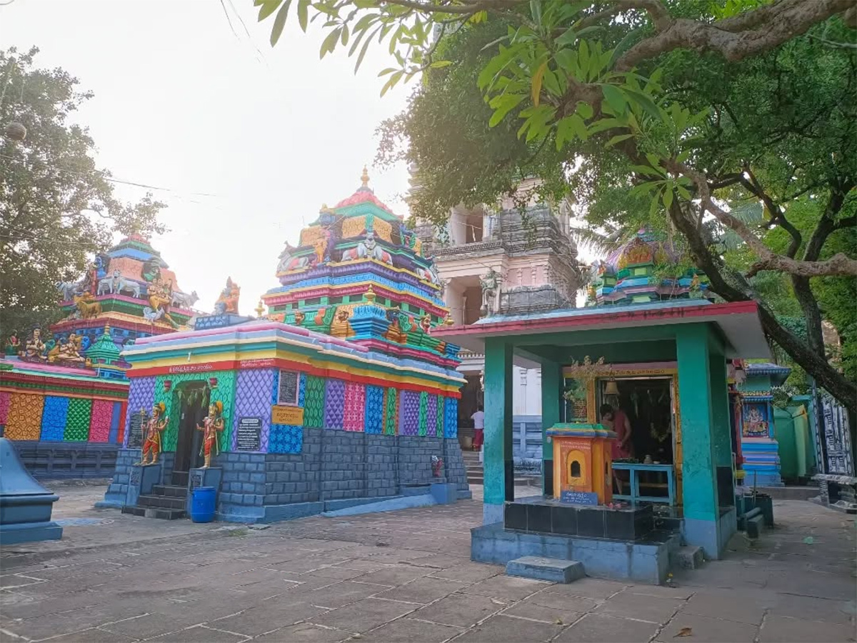 Natta Rameswara Temple Penumantra West Godavari District24