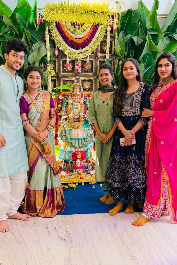 Telugu Serial Actresses Performed Sravana Sukravaram Pooja Photos10