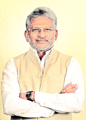 కేంద్రం ఉక్కు పంజా1
