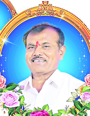 అంబులెన్స్‌ డ్రైవర్‌ అజాగ్రత్త.. వ్యక్తి మృతి 1