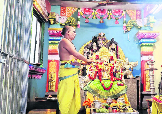 నేత్రపర్వంగా రామయ్య నిత్యకల్యాణం1