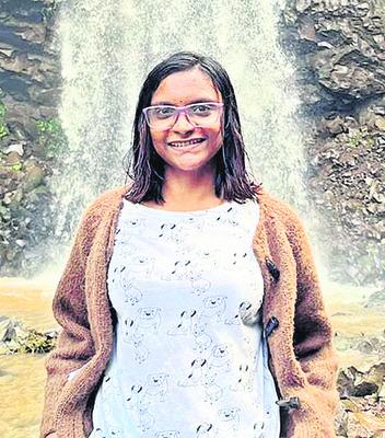 పబ్‌లో సీఐ రచ్చ.. సస్పెండ్‌  2