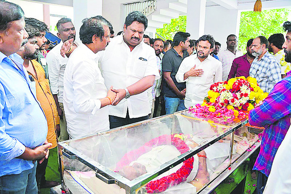 కన్నబాబు ఇంట విషాదం3