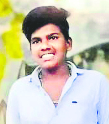 రోడ్డు ప్రమాదంలో యువకుడు మృతి 1