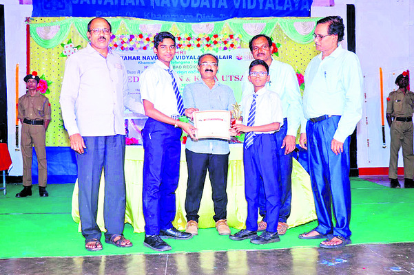 గడువులోగా సీఎంఆర్ డెలివరీ
1