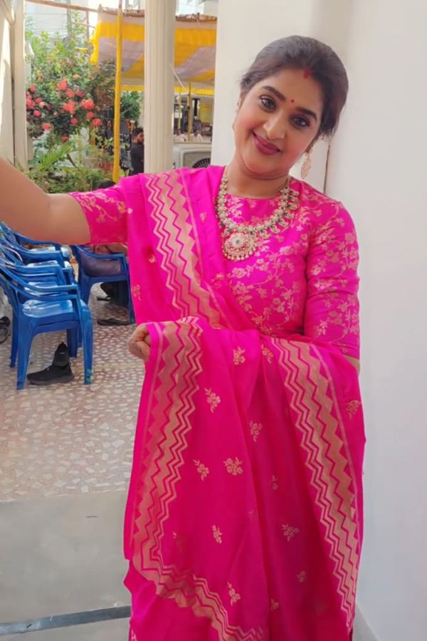 Bigg Boss Fame Priya Latest Beautiful Looks Photos4