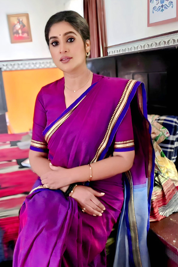 Bigg Boss Fame Priya Latest Beautiful Looks Photos10