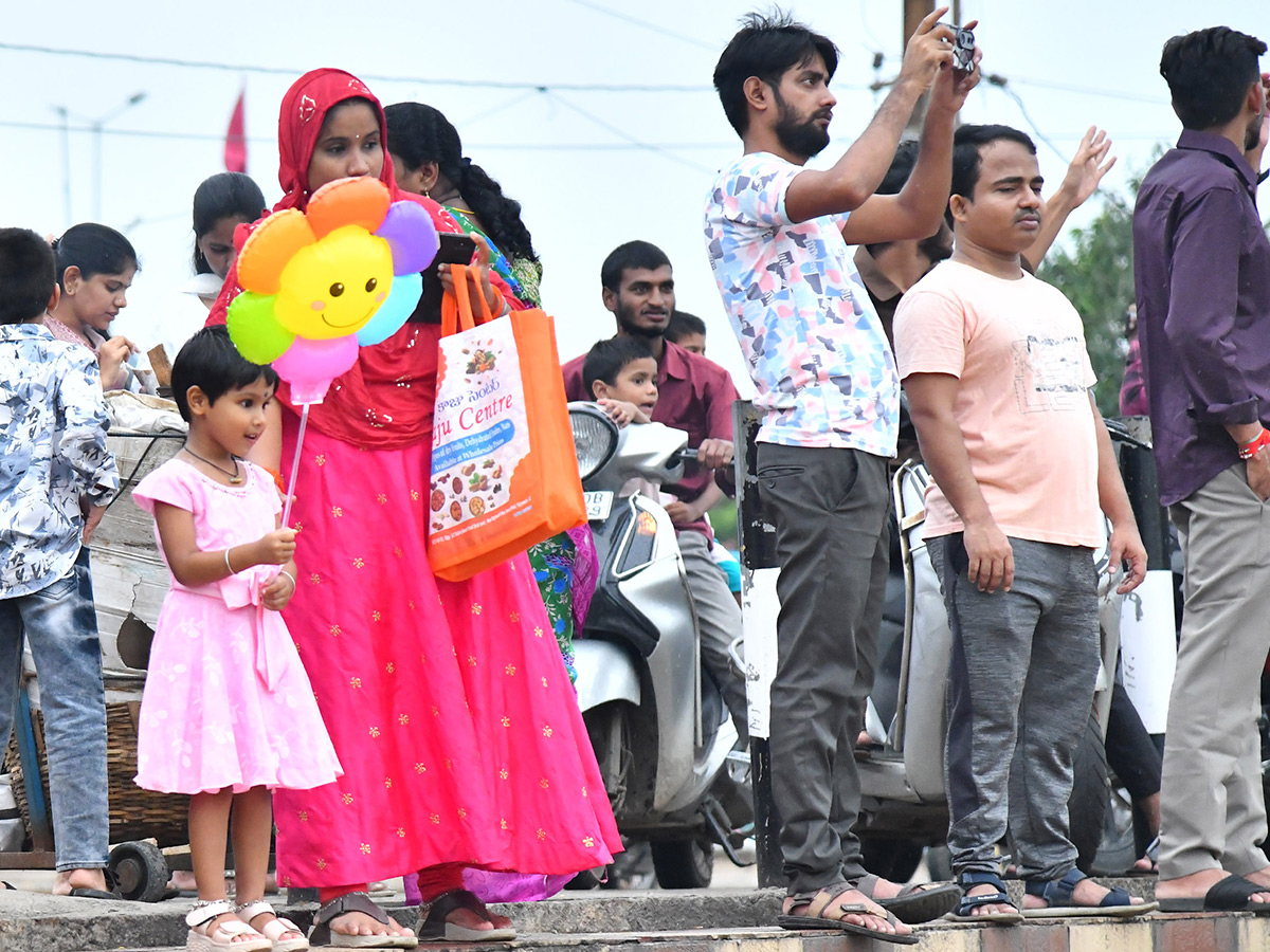 Vijayawada Praksam Barrage Floods21