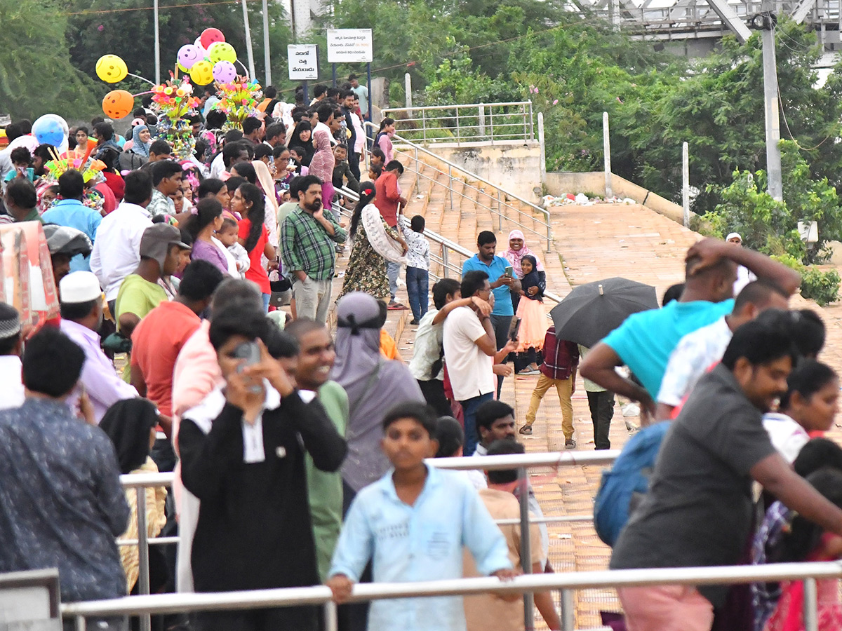 Vijayawada Praksam Barrage Floods26