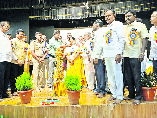 సామాజిక విప్లవ సారధి అరసు 1