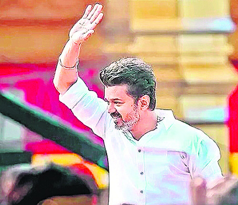 విజయ్ సన్నద్ధం1