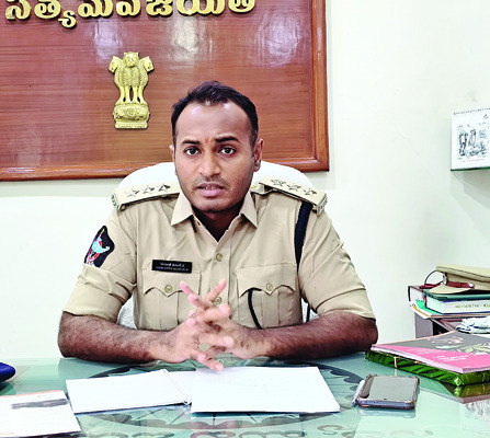 అర్హులందరికీ ఉచిత న్యాయ సహాయం 1