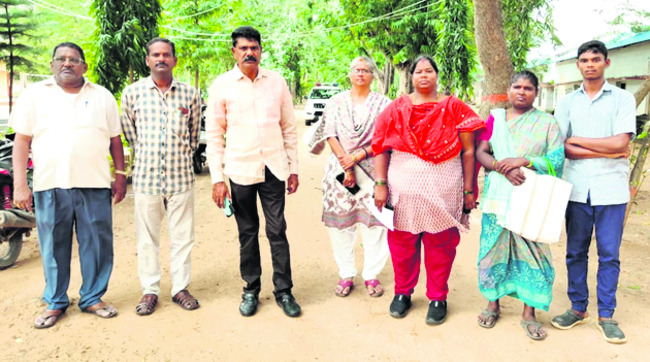 ఆపరేషన్ ట్రేస్లో బంధువుల చెంతకు బాలుడు 1