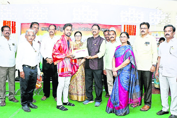 దేశానికి మోదీనే బ్రాండ్‌ 1