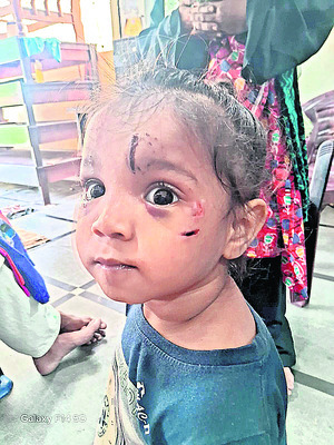 ఈఈ మంగీలాల్పై రైతుల భగ్గు.. 1