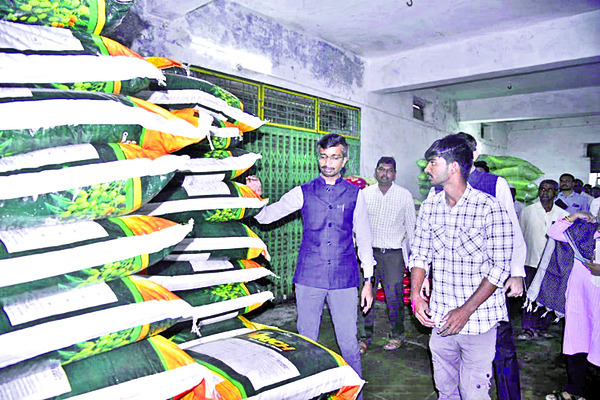 అవసరమైన మేరకే   ఎరువులు వాడాలి 1