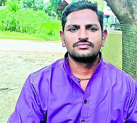 బాబ్బాబు... యూరియా ఇప్పించండి..! 4