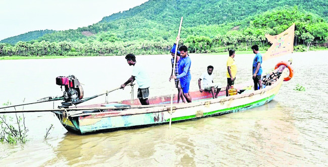 గోదావరి ఉగ్రరూపం 1