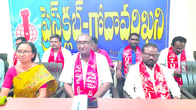 ప్రమాదంలో ప్రజాస్వామ్యం2
