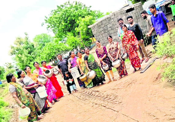 రేకులతండాలో తాగునీటికి కటకట1