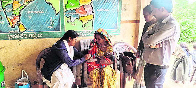 గడపగడపలో జ్వరాలు1