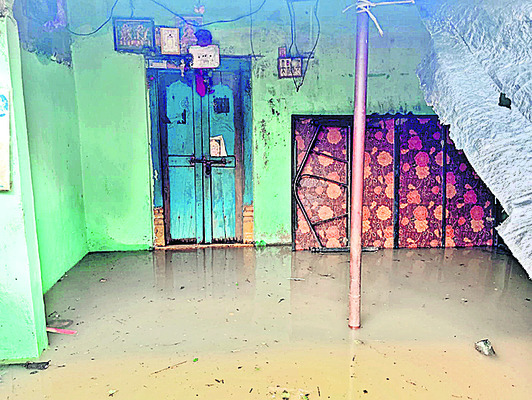 ఊళ్లల్లోకి నీళ్లు5