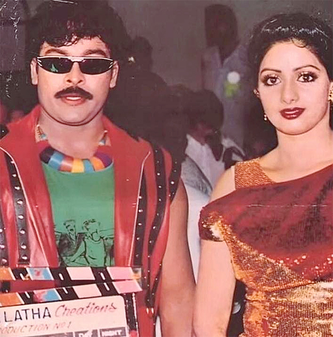 Chiranjeevi Birthday Viral Photos Gose18