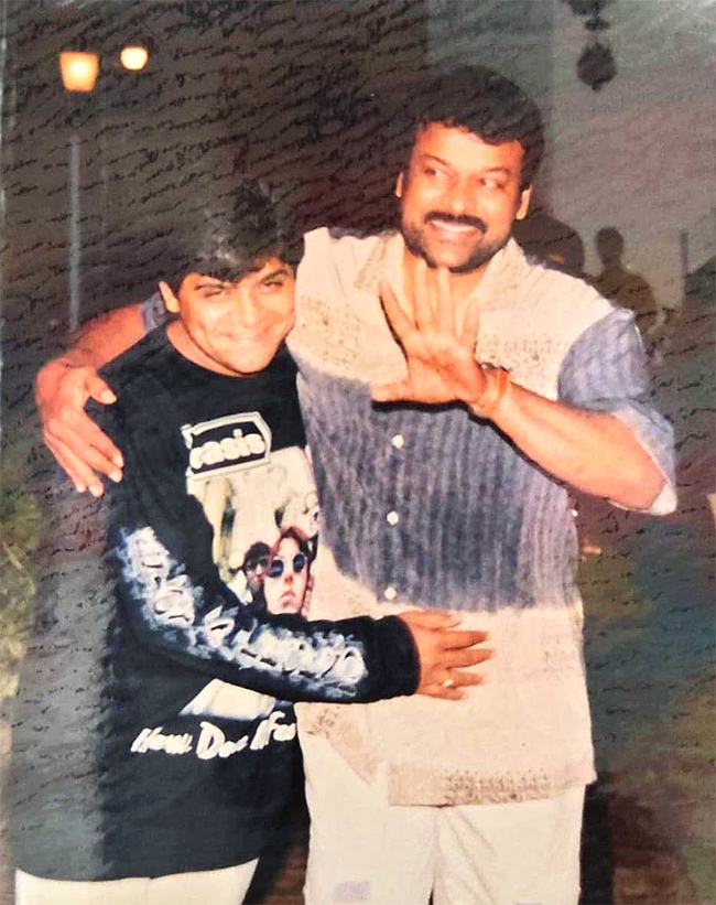 Chiranjeevi Birthday Viral Photos Gose19