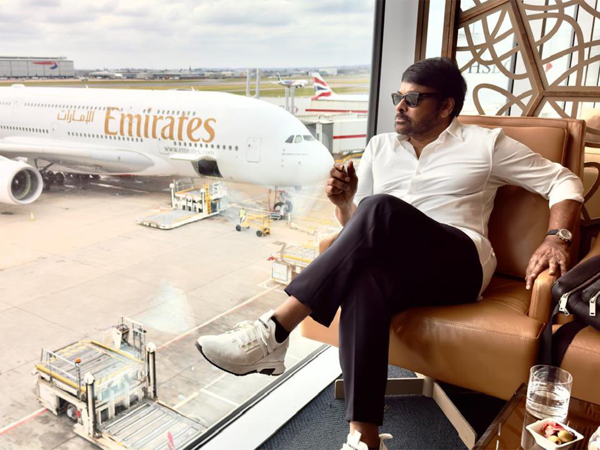 Chiranjeevi Birthday Viral Photos Gose30