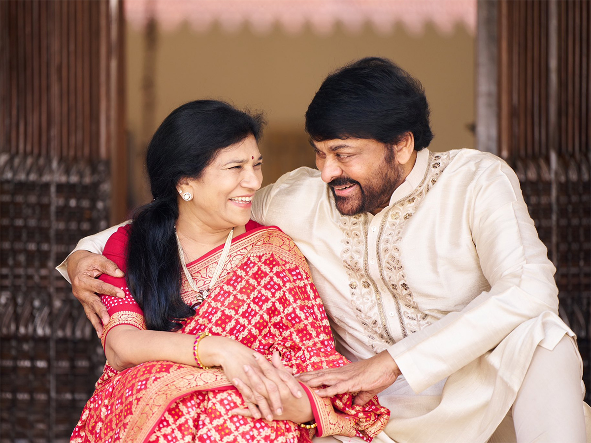 Chiranjeevi Birthday Viral Photos Gose38