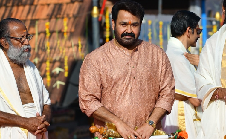 Mohanlal visits Sree Padmanabha Swamy Temple in Thiruvananthapuram Photos6