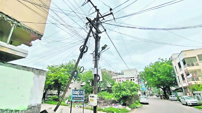 మృత్యుపాశాలు..2