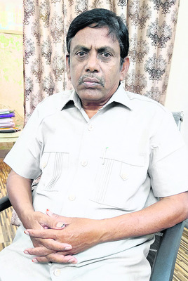 బాధ్యతలు స్వీకరణ
4