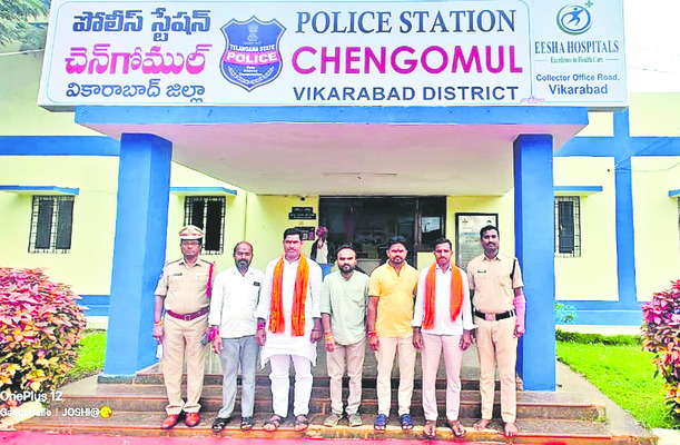 బీజేపీ నేతల ముందస్తు అరెస్టు 1