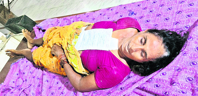 తోటపల్లి కాలువలో జారి పడి వ్యక్తి మృతి1